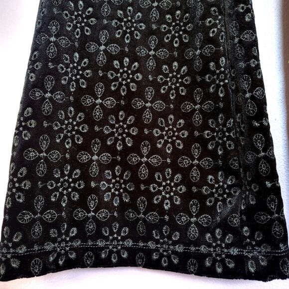 Anthropologie The Joni Black High Rise Velvet Eyelet Pull On Flare Pants - Picture 8 of 15